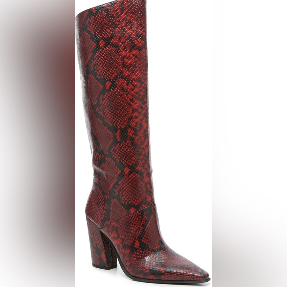 Jlo snake boot